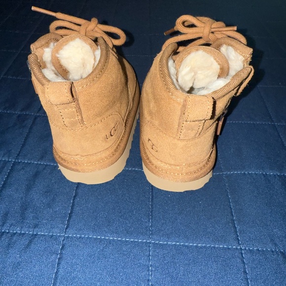UGG Kids Tan Suede Boots - Picture 2 of 2